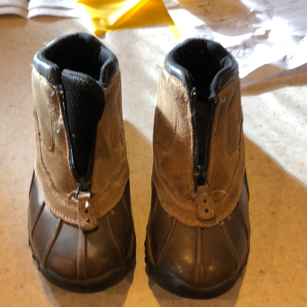 Totes rain boots